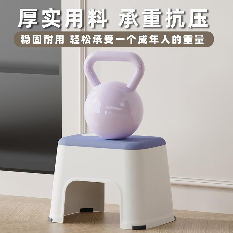 新款直销儿童小板凳小方椅家用客厅浴室矮凳幼儿园防滑加厚垫脚凳