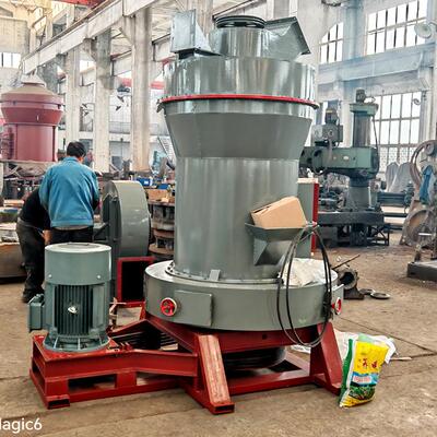 三辊河砂研磨机可磨300目石粉石英石粉调节细度方便配置雷蒙生产