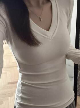 轻奢高端纯欲风V领打底衫女士内搭春秋冬修身显瘦长袖T恤低领上衣