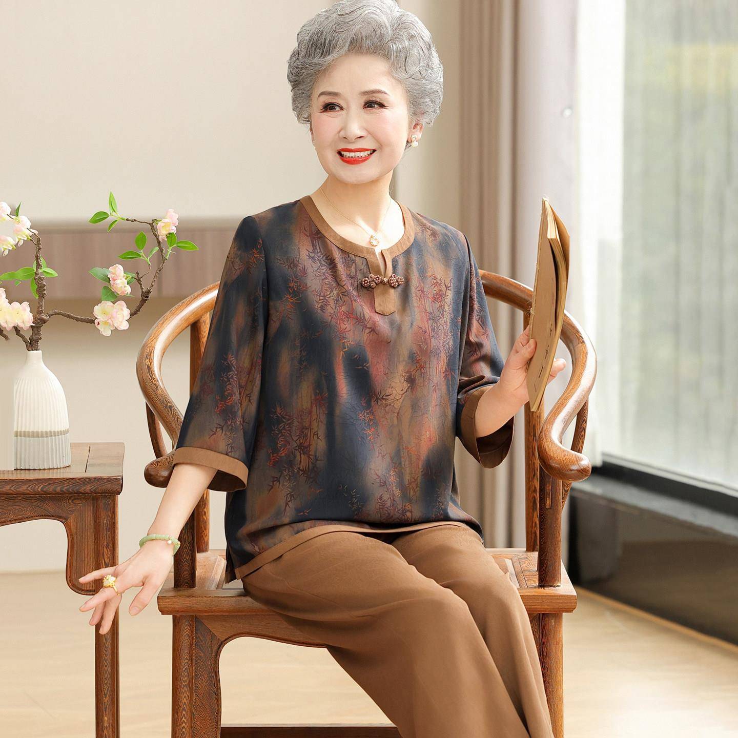夏装中老年人女奶奶桑蚕丝两件套气质高档香云纱宽松真丝妈妈套装