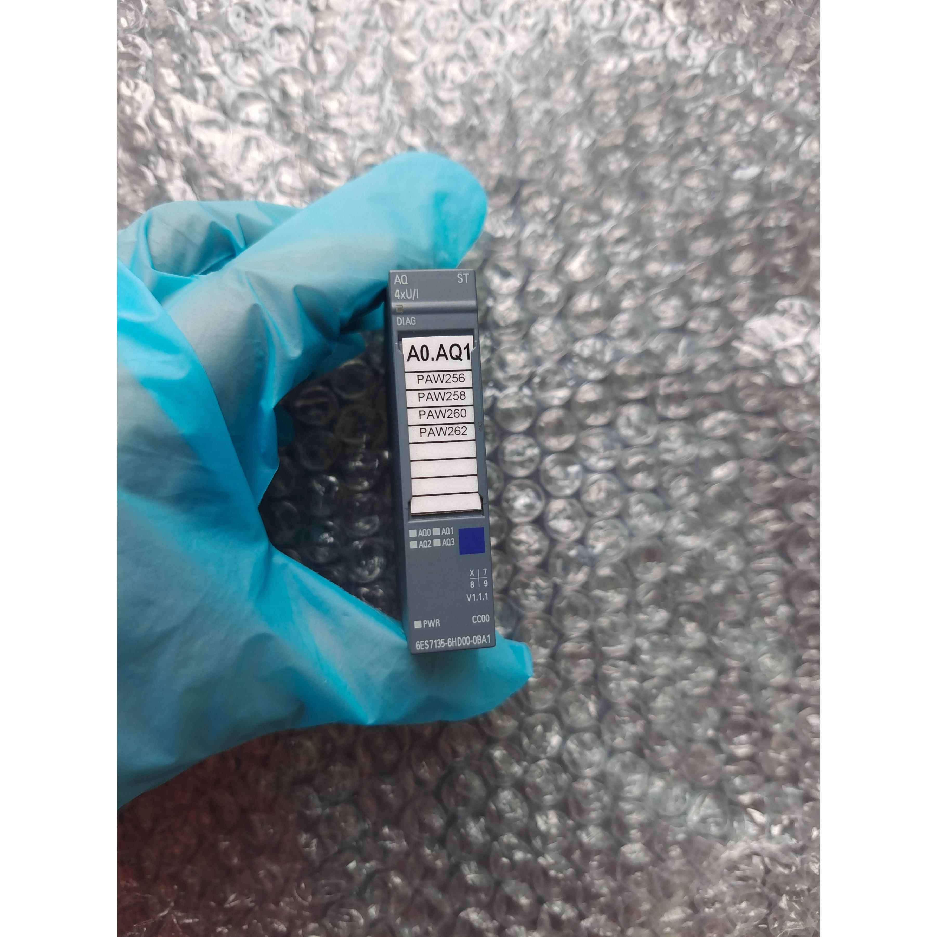6ES7135-6HD00-0BA1 西门子模拟量输出模块二手拆机 拍前询价出售