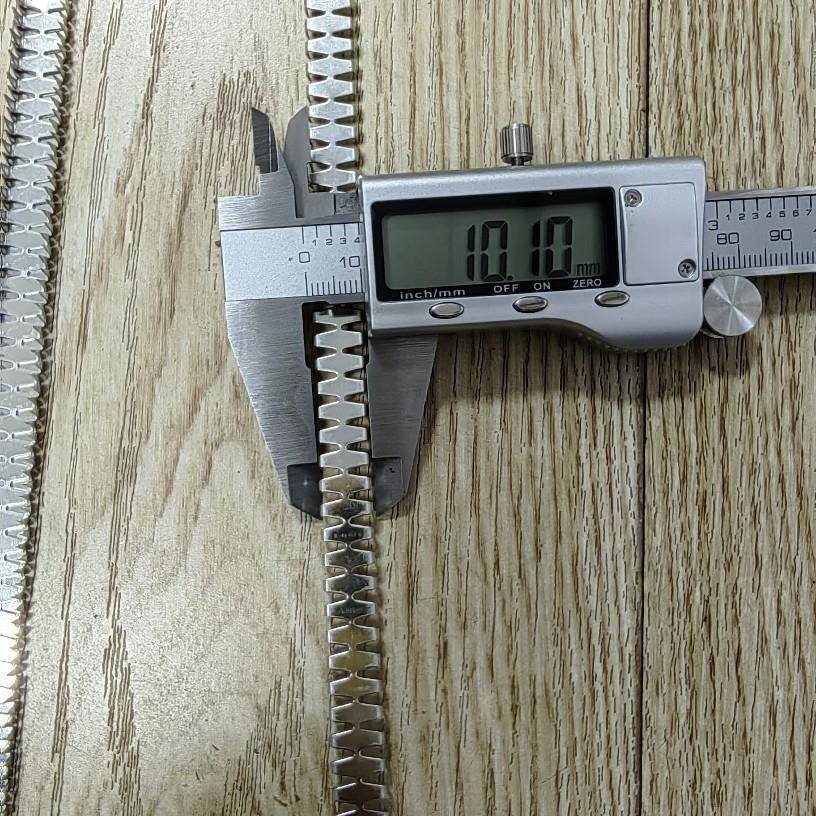 工厂直销零售皮革介子机釘子皮套机钉子皮革机械配件直营