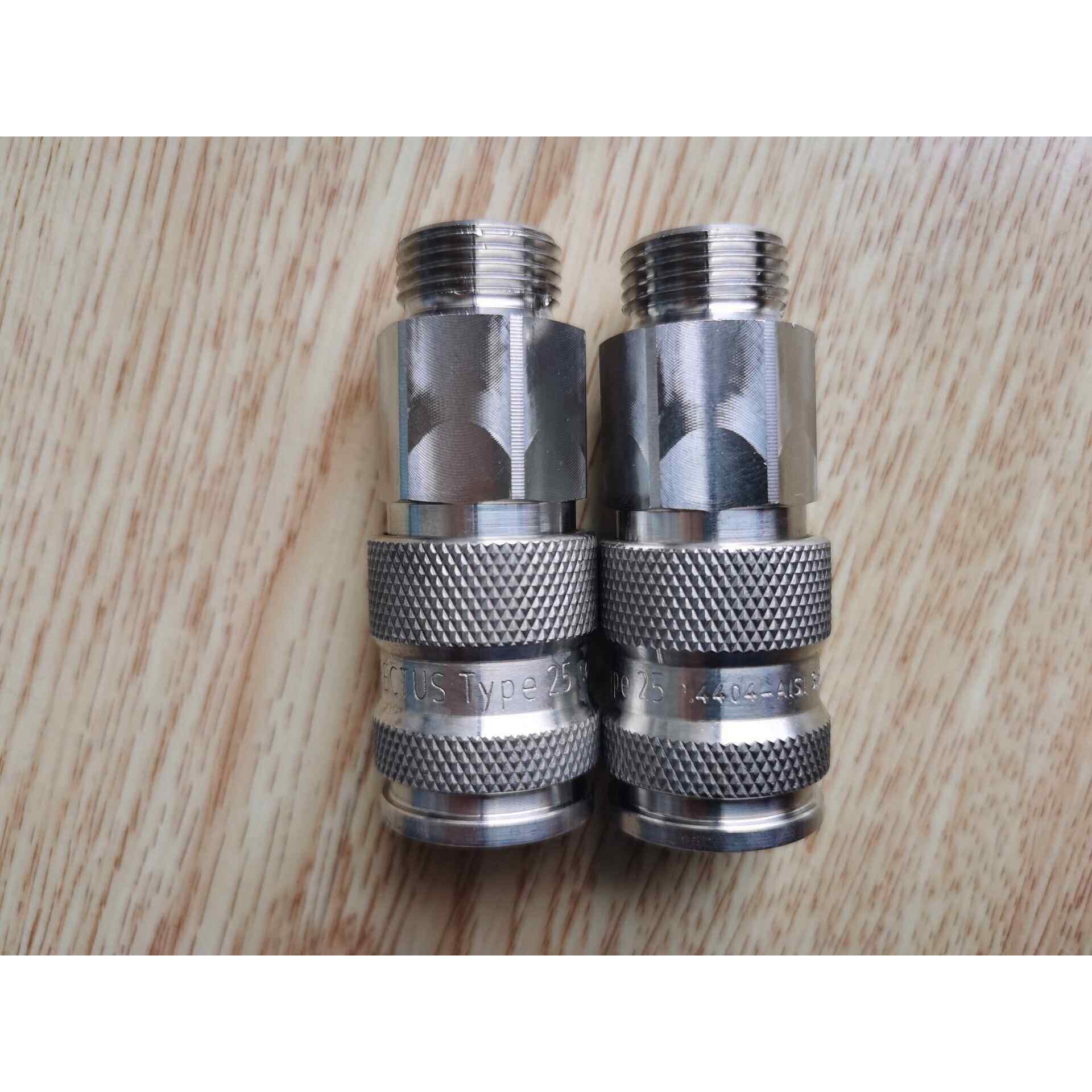 25KBAM16RVX RECTUS接头25KB AM16 RVX 外螺纹M16X1.5 不锈钢接头