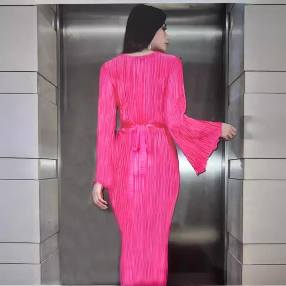 dress temperament pleated layer double sleeve long tie neck