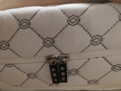 打听一下金橡树乳胶床垫怎么样,听说质量坑,真相如何?