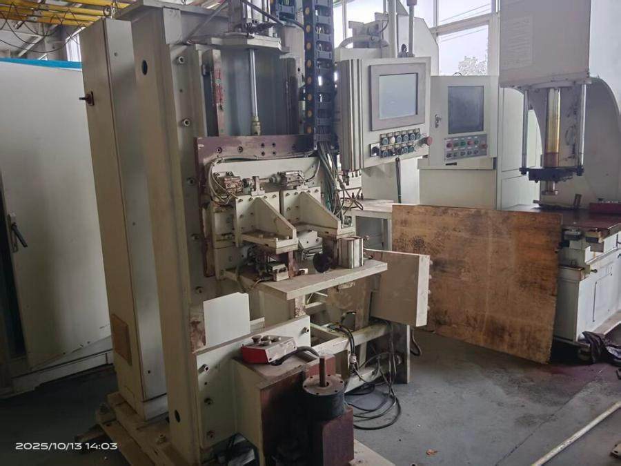 12月30日南京零部件公司所有的一批机器设备网络拍卖公告