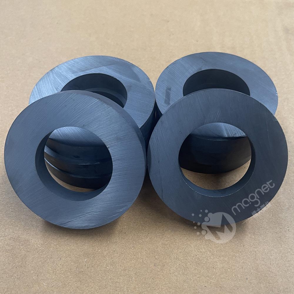 黑色环形吸铁石工厂D55*25*12钡锶铁氧体喇叭圆形磁铁黑色磁钢