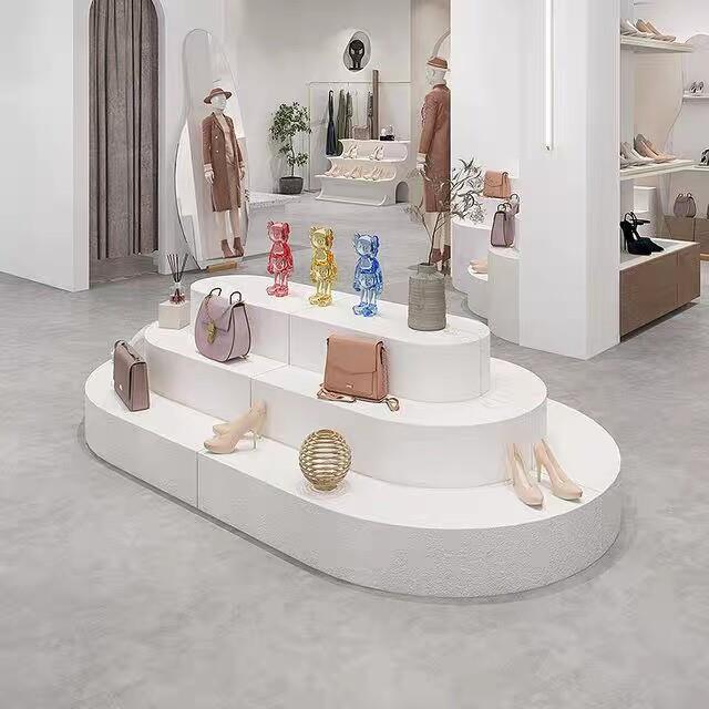服装店中岛展示台云朵异形流水台花店展示柜鞋包饰品展柜地台摆台