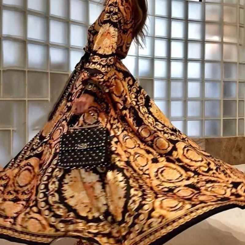 Evening dress long with and V-neck pullover sleeves slits