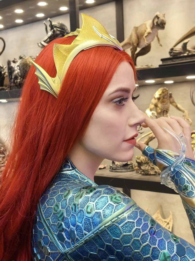 Infinity Studio DC Comics Aquaman Mera 1:1 Scale Bust - Platinum
