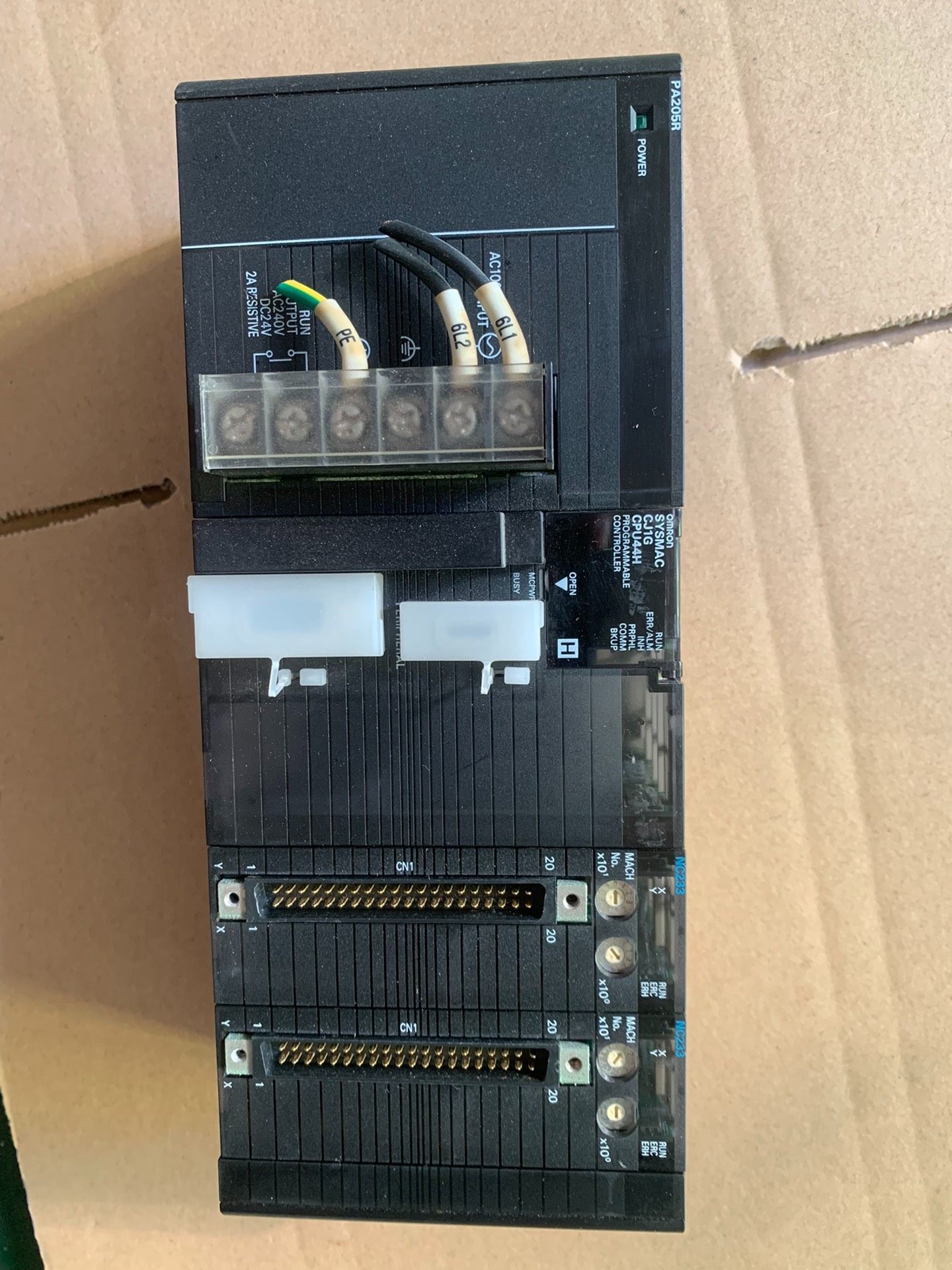 欧姆龙、PA205R、CJ1G－CPU44H、NC233、成