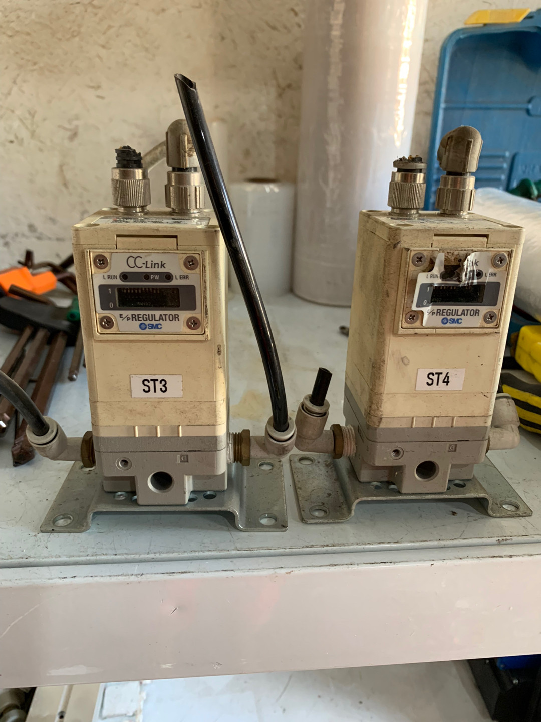 SMC电磁阀 ITV1030-CC2CL 拆机包好，一个是贴