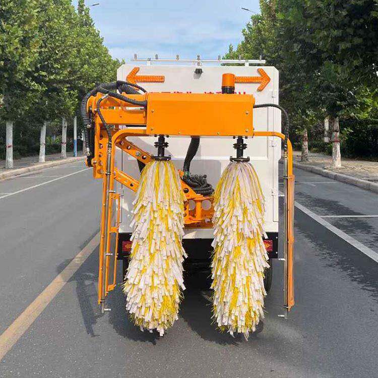 电动护栏清洗车 景区道路防护栏洗刷机新能源电动道路护栏清洗车