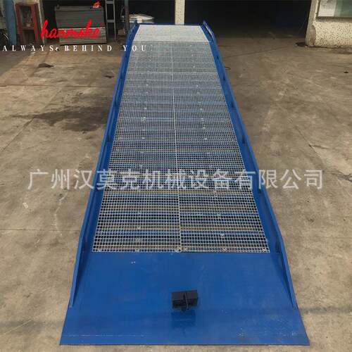 工厂鑫升电动移动登车桥简易操作10吨登车桥液压装卸货产地货源