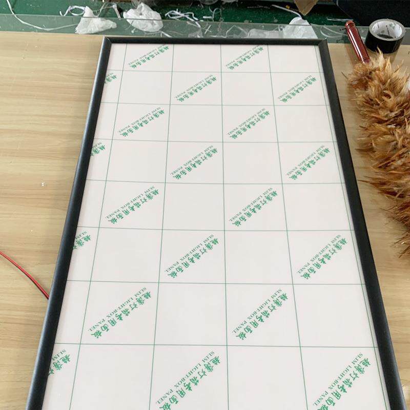 上海厂家制作超薄灯箱高亮导光板翻盖开启灯箱餐饮价目表