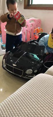 四轮遥控玩具车可坐小孩摇摆电动车怎么样？（已有万人评价）质量见真章