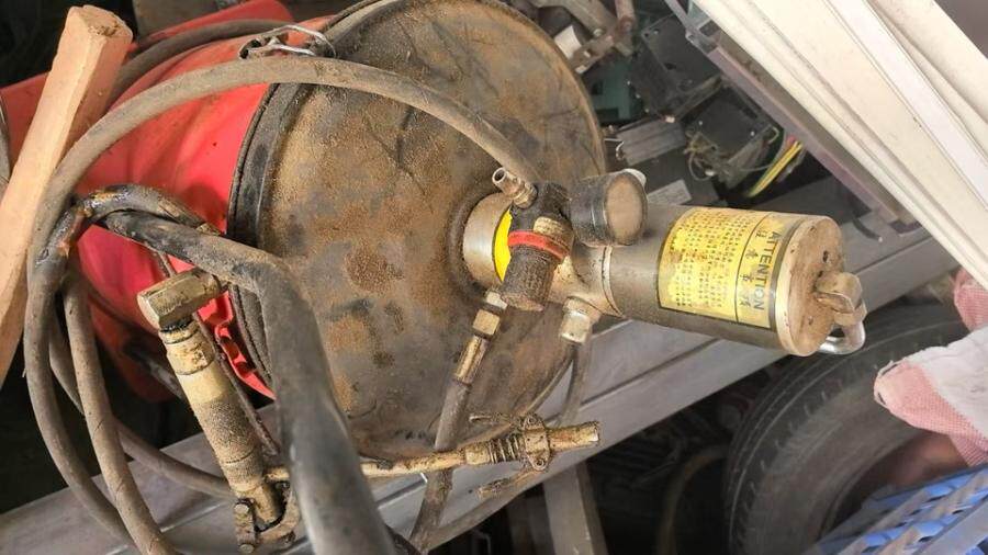 3月21日东莞市二手闲置汽车保养设备黄油机1台网络拍卖公告