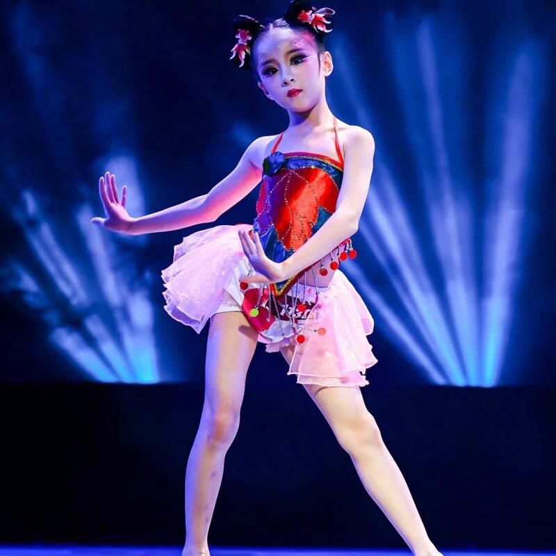 女童中国舞独舞演出服六一舞蹈服装嬉夏剧目服儿童打泥巴表演服装
