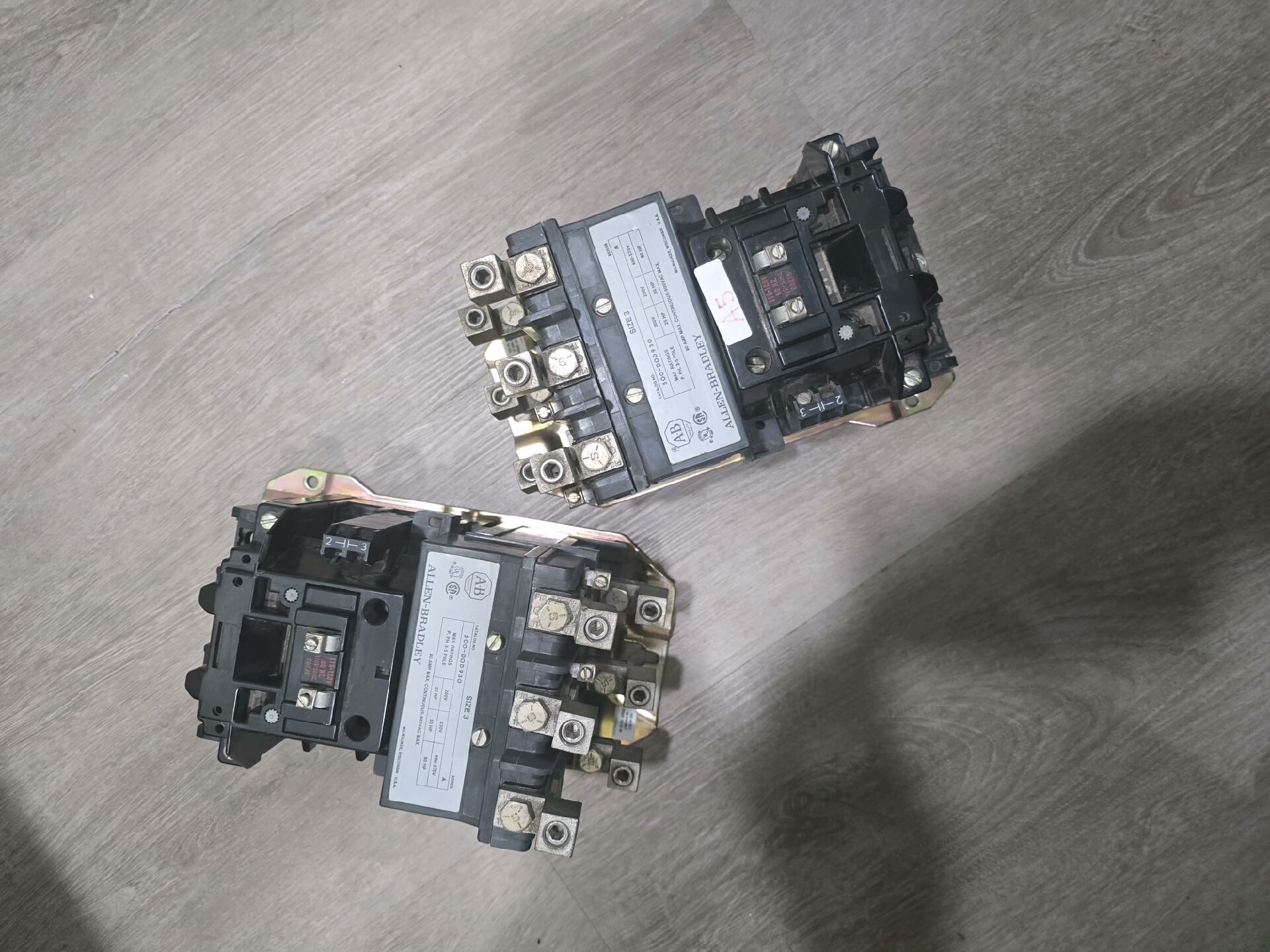 A-B  5OO-DOD93O   工程余货 原装 成色很新