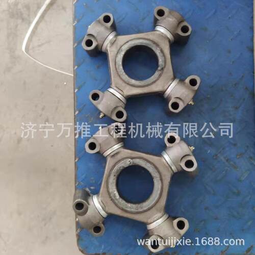 山推推土机配件SD22十字轴总成 万向节总成 轴承座