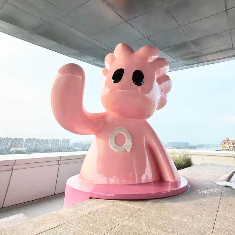 大型楼顶卡通雕塑玻璃钢艺术造型公仔玩偶天台楼台异形IP形象雕塑