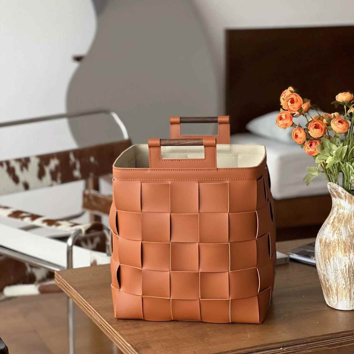 轻奢风手工皮革编织收纳筐箱衣服储物篮样板间衣帽间软装陈设摆件