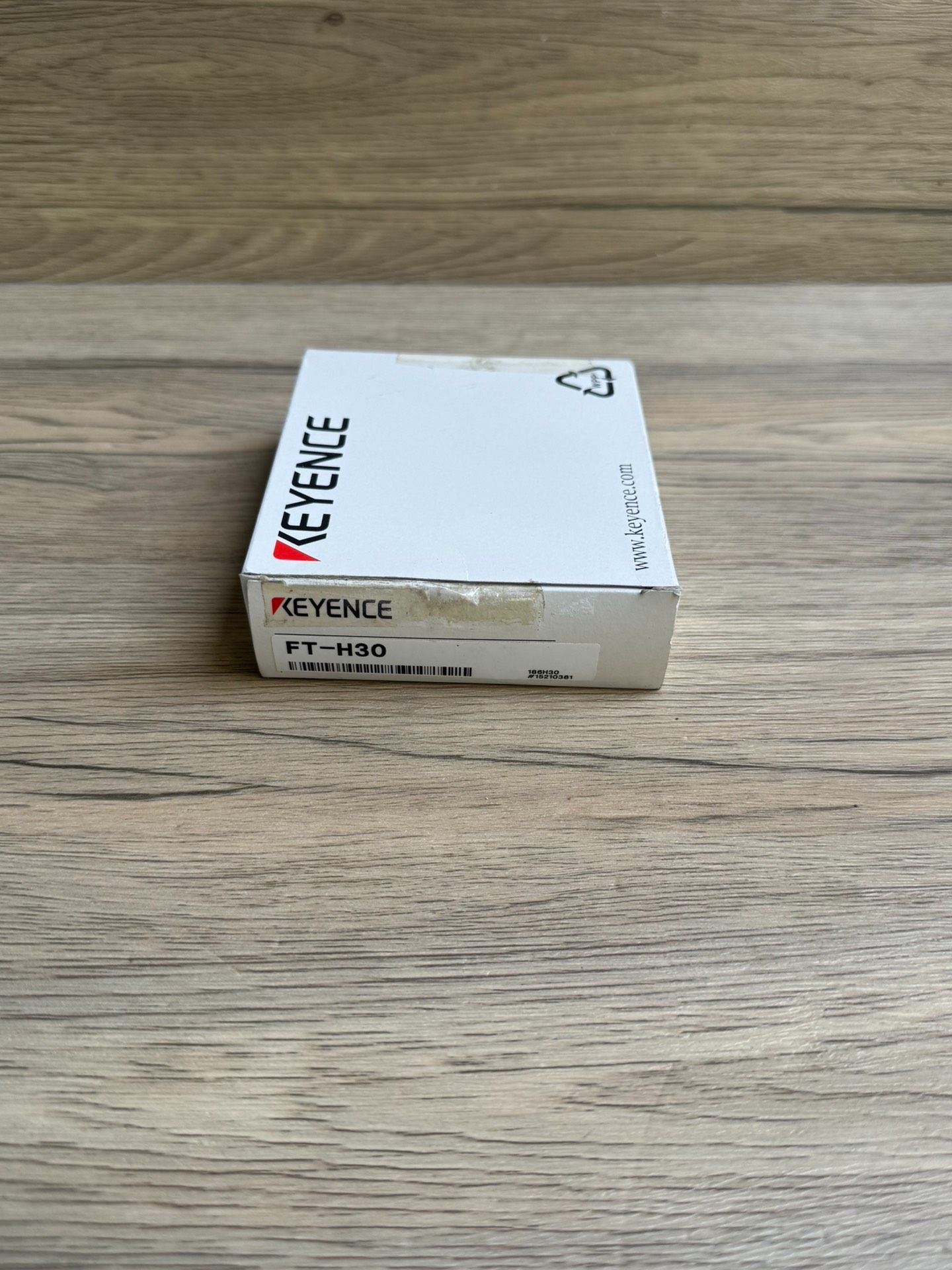 FT-H30 基恩士传感器 全新原包装 现货议价