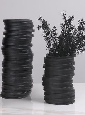 简约现代陶瓷艺术黑色圆环层叠花器摆件样板间客厅玄关桌面装饰品