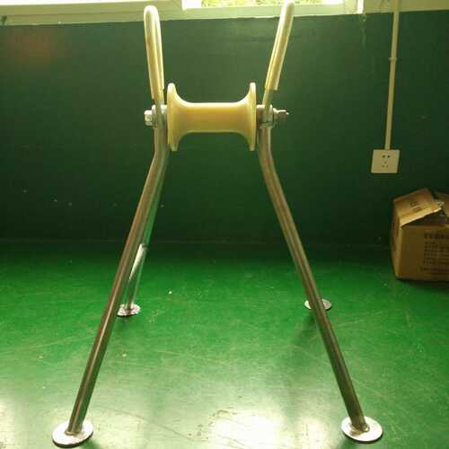 直线滑车钢管尼龙铝高架轮电缆150mm轮电缆高架地面钢管