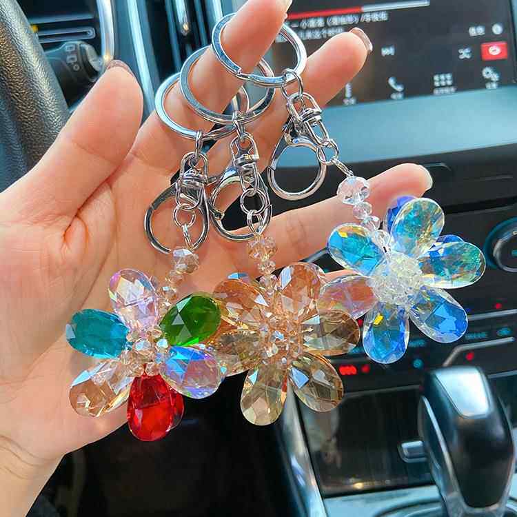 水晶六瓣花朵汽车钥匙扣个性简约女士钥匙链包包挂件网红时尚礼品