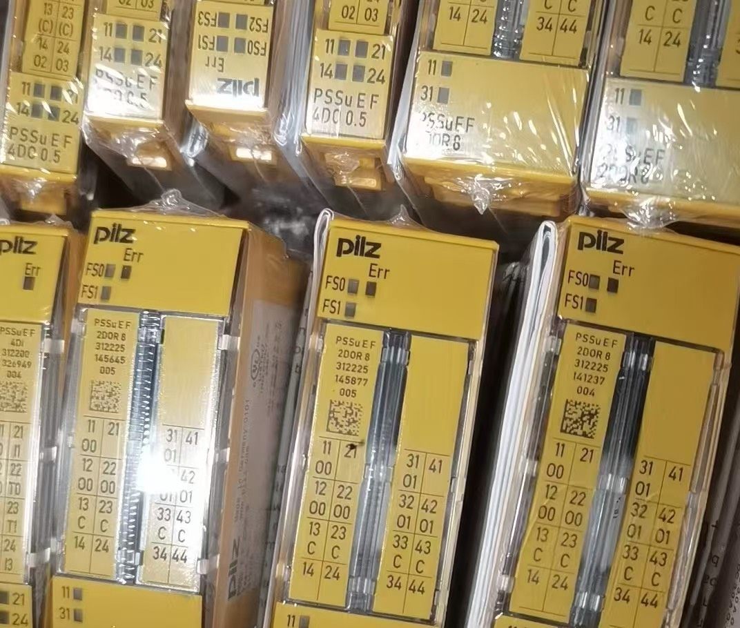 PILZ皮尔磁  现货 订货号774500 全新未开封