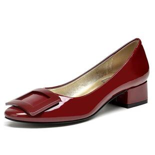 港风2025春秋季新款方扣粗跟单鞋女圆头漆皮浅口瓢鞋红色中跟婚鞋