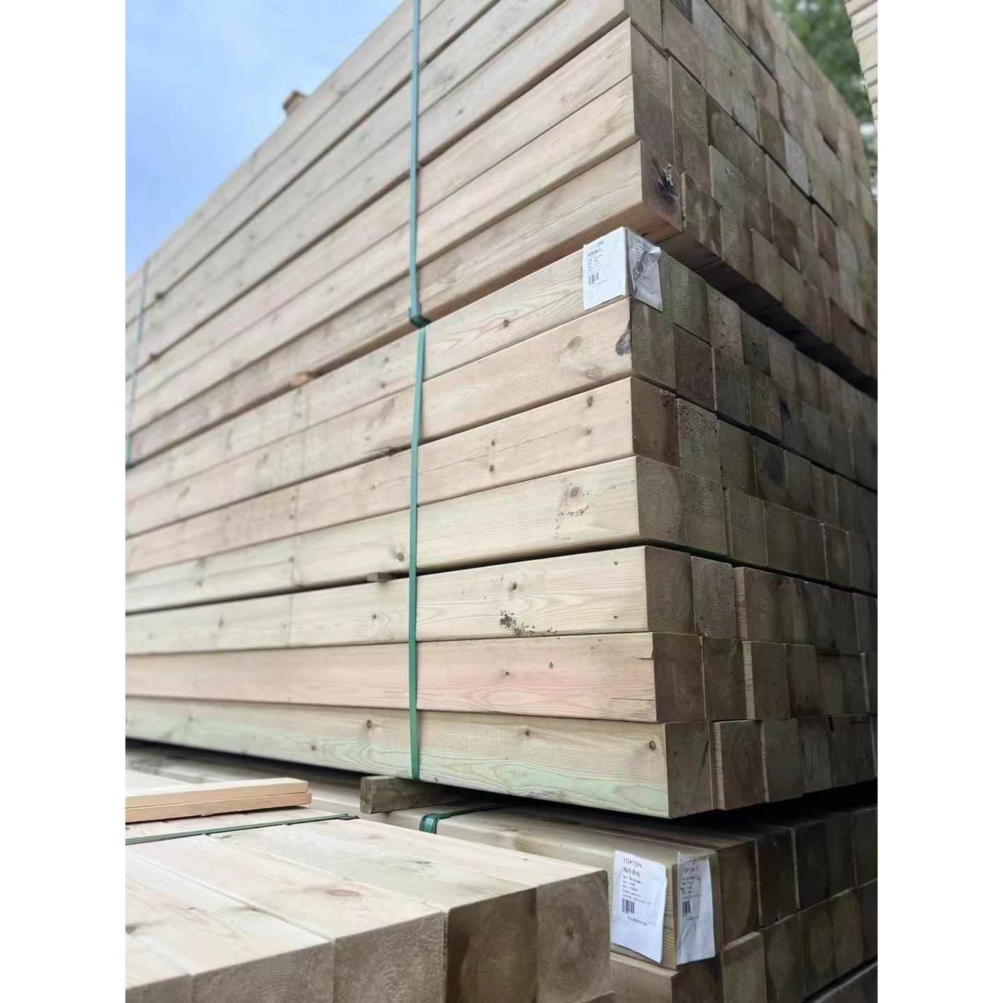 防腐木材防腐松木方柱碳化木方木条龙骨条挂瓦定制葡萄架地板材料