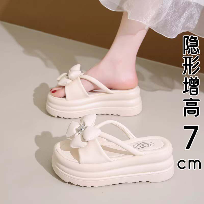 香港真皮厚底凉拖鞋女夏外穿2026新款配裙子气质花朵增高沙滩凉鞋