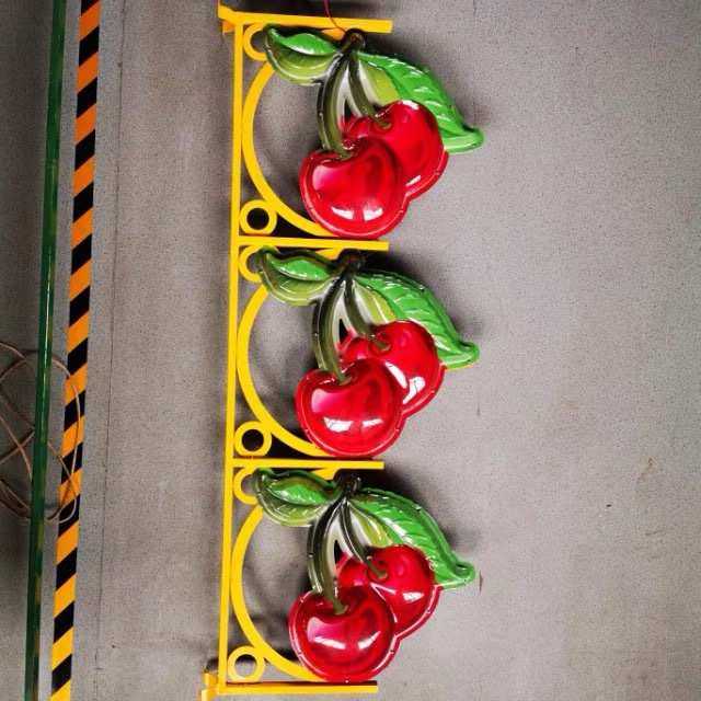 厂家生产市政太阳能路灯LED瓜果蔬菜异形吸塑广告灯箱景观灯