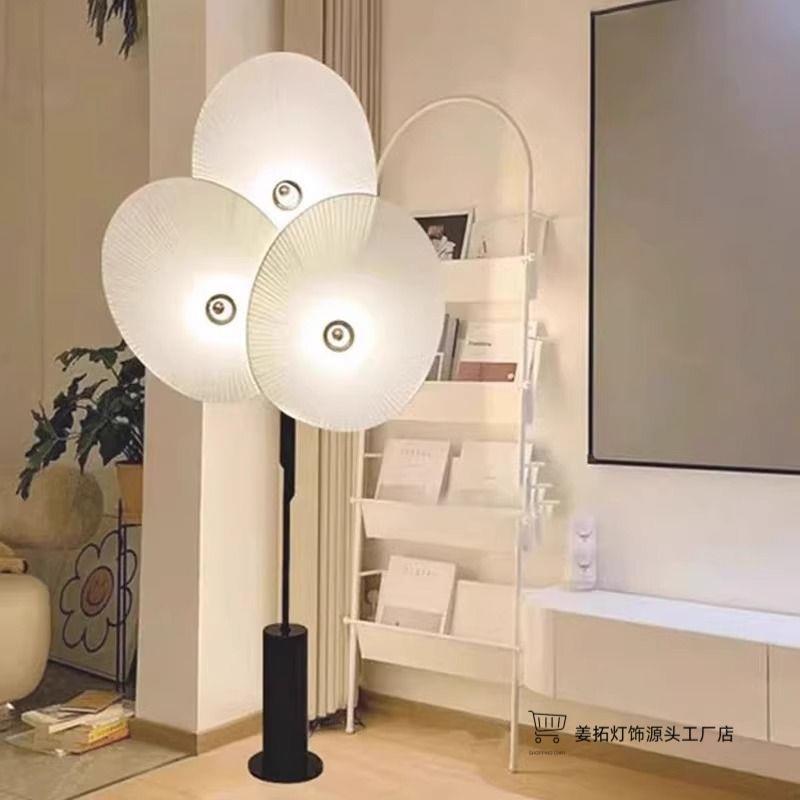 现代简约中古风客厅卧室落地灯设计师样板房酒店民宿装饰落地灯