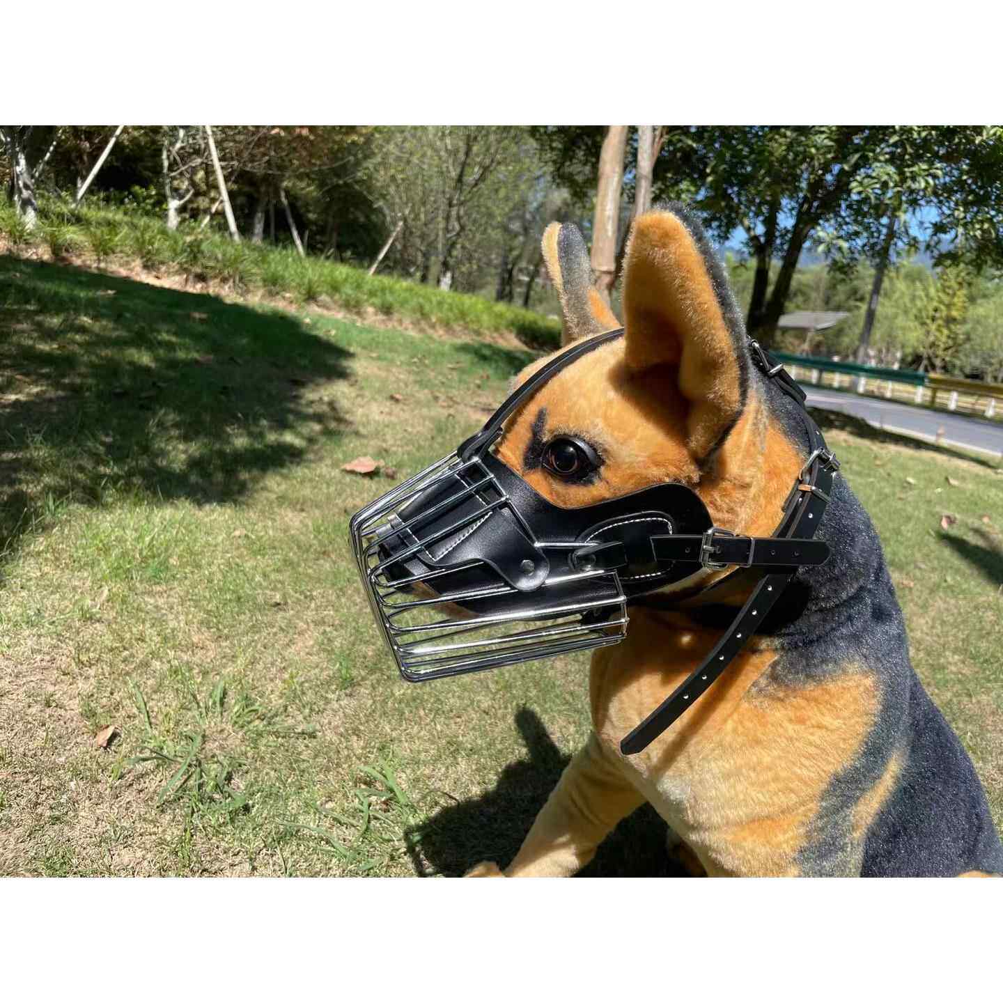 狗狗嘴套防叫防狗咬新款防咬人口套止犬器止吠器透气可调节防误食