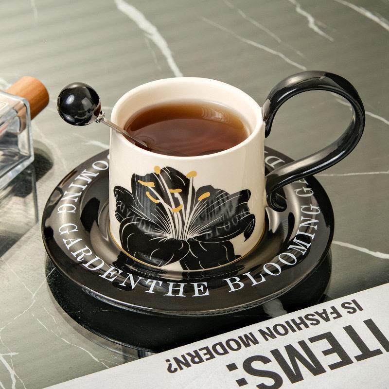 法式复古风咖啡杯碟套装颜值下午茶杯餐厅咖啡厅设计感陶瓷杯子