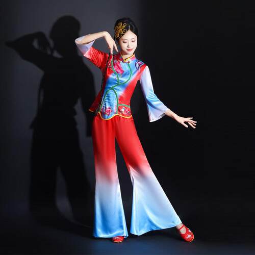 秧歌服女2025新款东北大地飞歌舞蹈服腰鼓喜庆陜北秧歌舞演出服装