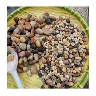 白色水磨庭 润防石滑砾石STY20241 30mm纯黑雨花石铺路景石圆