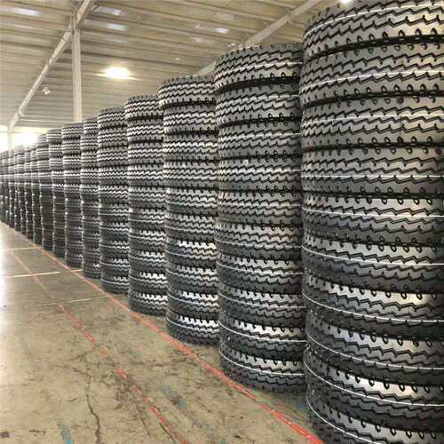 货车轮胎825/750/700R16 1100/1200R20 11/12/13R22.5全钢轮胎