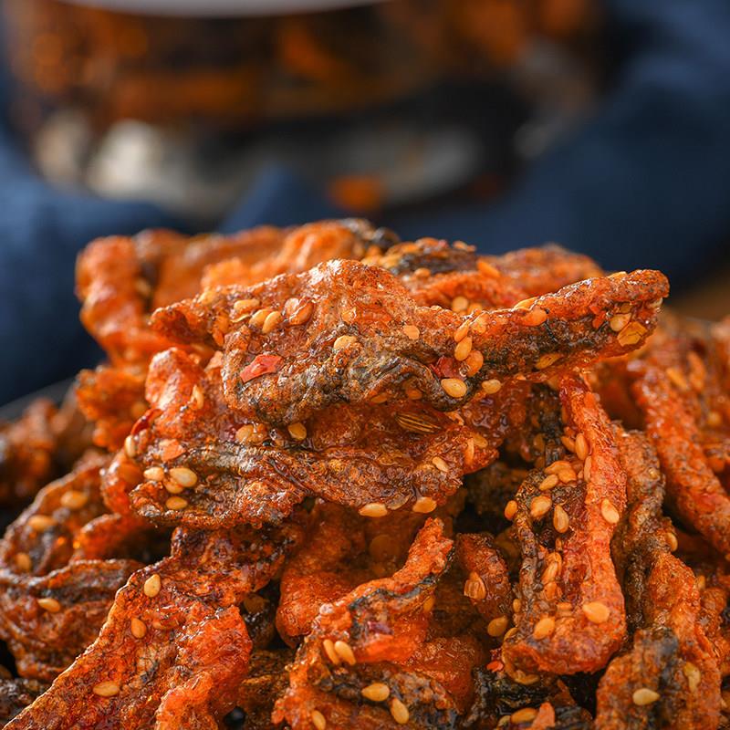 香脆鱼皮零食即时小吃香麻辣海鲜油炸鱼干 干片网红经典办公室休