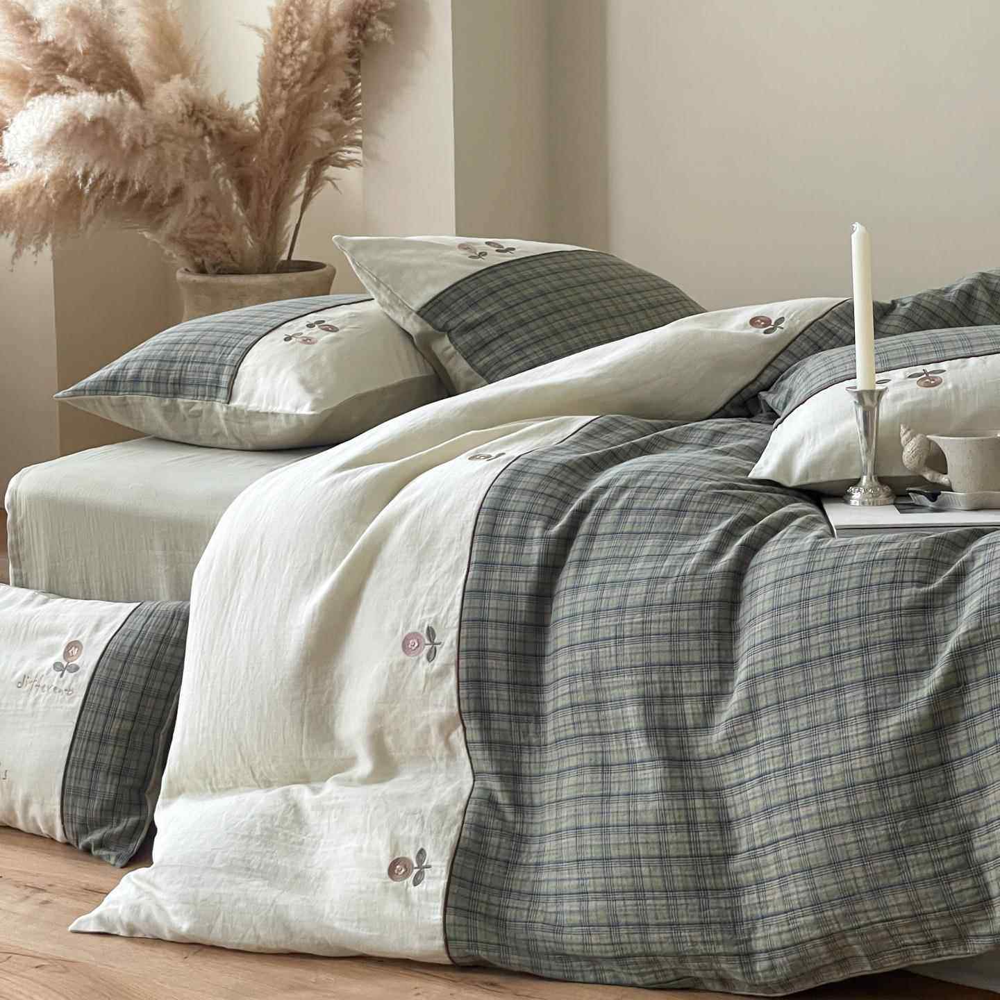 简约全棉色织双层纱格子绣花拼色四件套纯棉纱布格纹刺绣床上用品