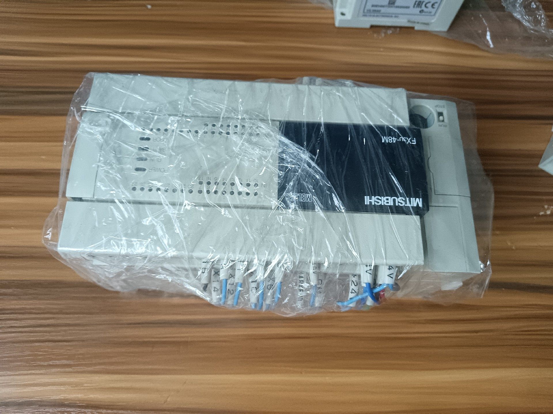 三菱PLC型号： FX3U-48MT/DS 进口拆机件，
