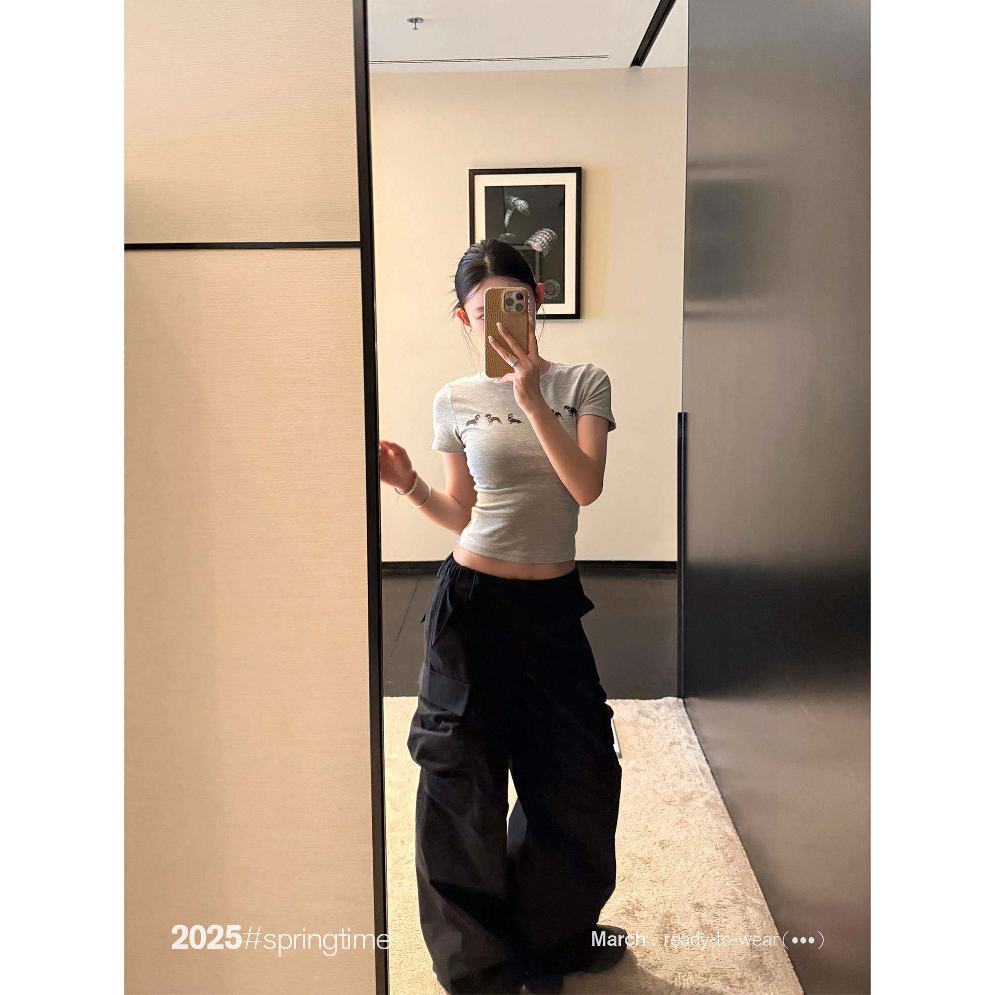 SUNONEONE辣妹Jennie同款腊肠狗T恤女夏短款修身圆领小众短袖上衣