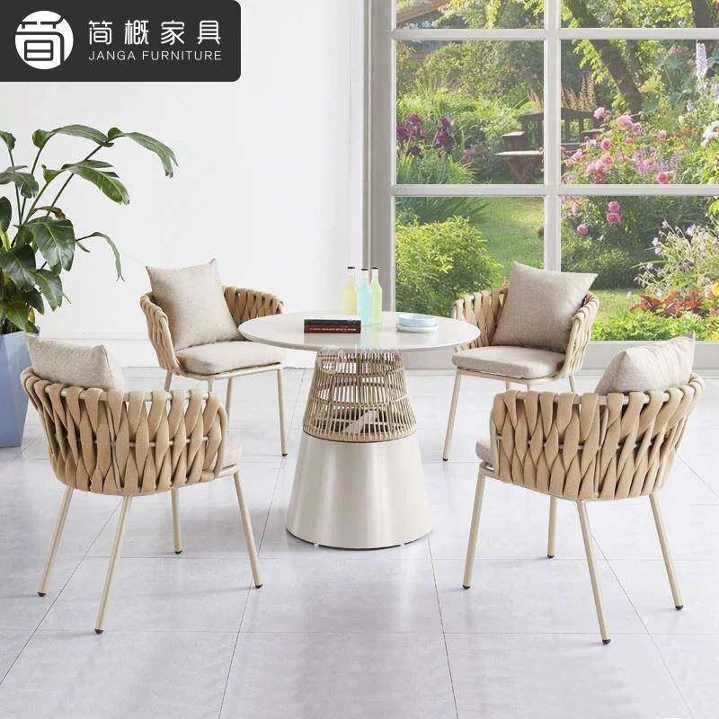 户外别墅庭院桌椅休闲花园露台藤椅餐桌组合酒店民宿防水防晒桌椅