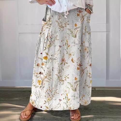 Half skirt with independent pockets and standing print