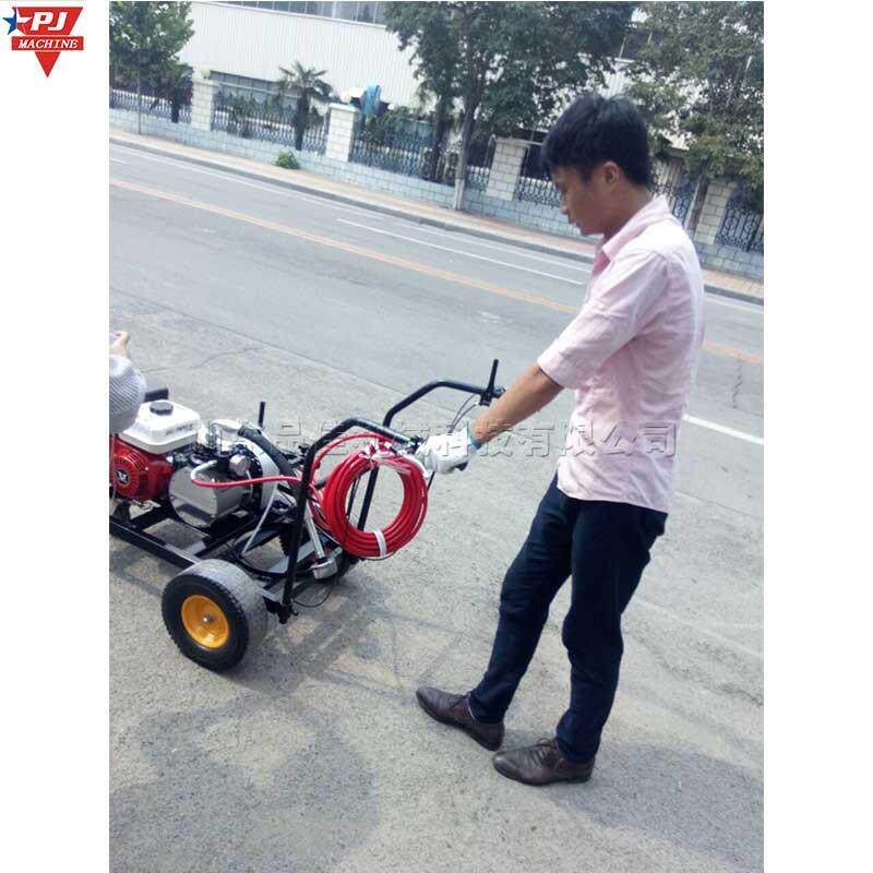 手推式篮球场足球场划线机 百米赛道画线车 学校塑胶跑道标线机