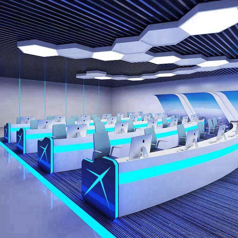 现代科技感学校培训监控室工作台集控台指挥中心操作台弧形控制台