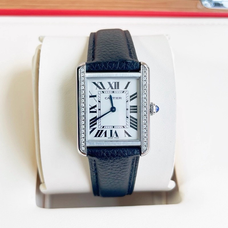 [9.8新]卡地亚坦克系列手表精钢后镶钻石英女款腕表